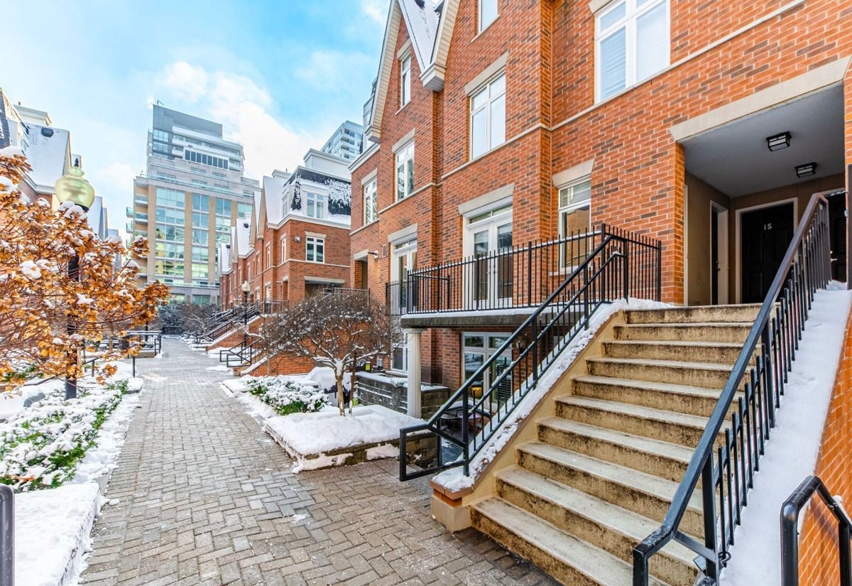 87 Lillian Street 17