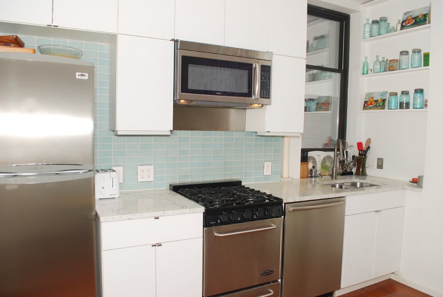 231 West 21St Street Unit: 2E