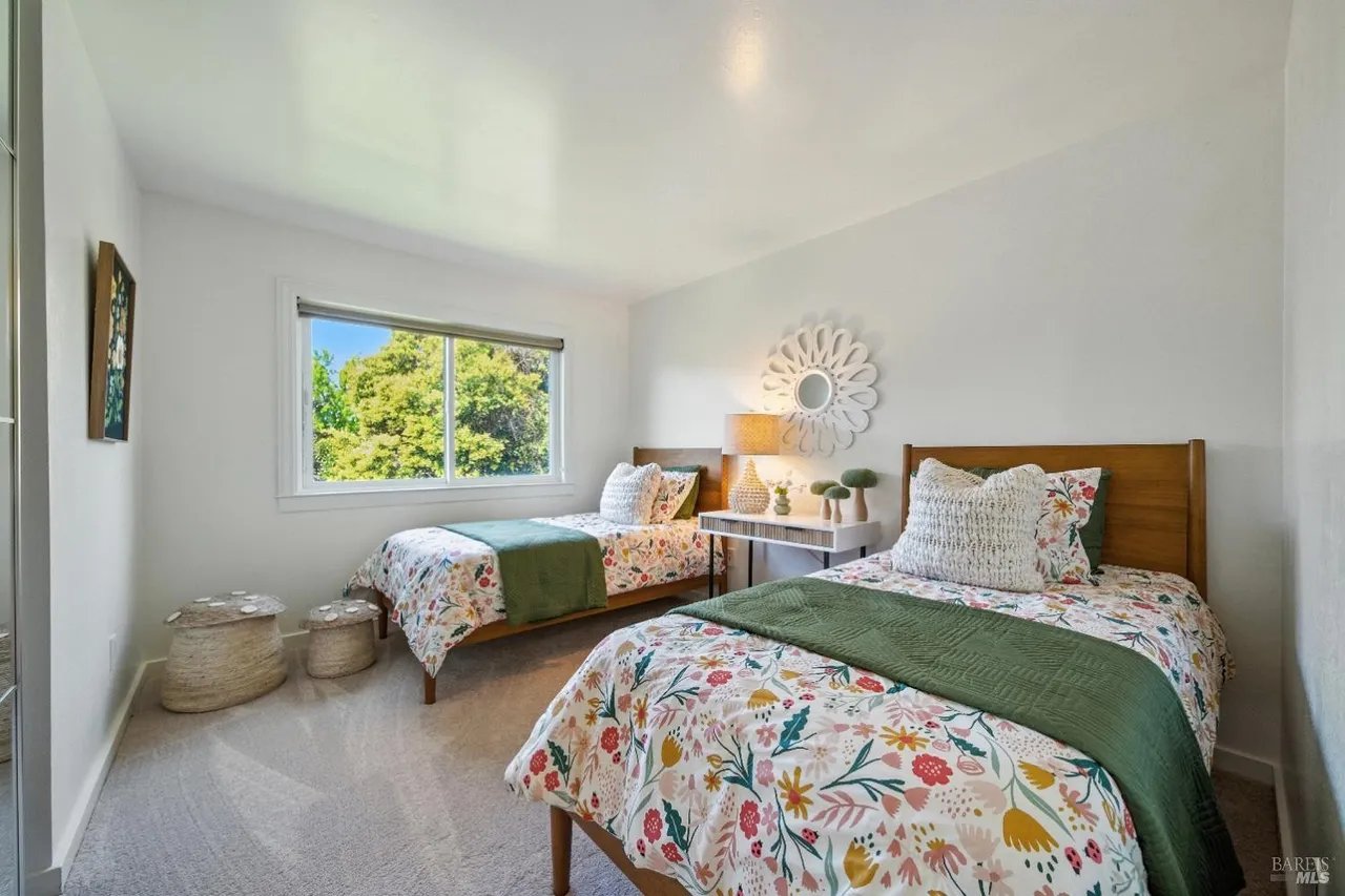 1925 Contra Costa Ave