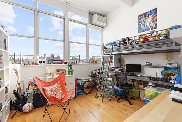 970 Kent Avenue #602