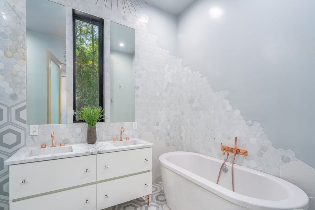 Meridian Reserve, Franklin Ave, 90046