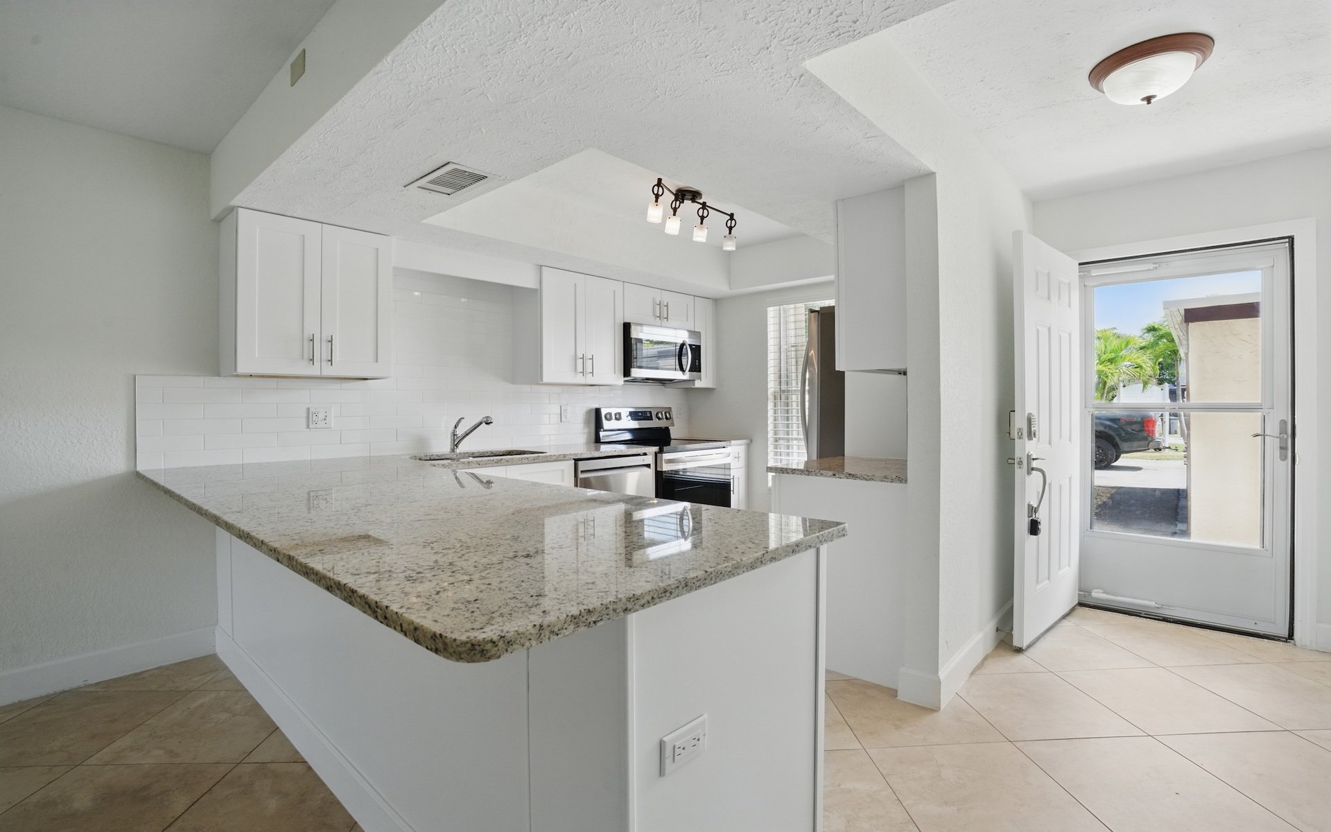 16251 Dublin Cir #105