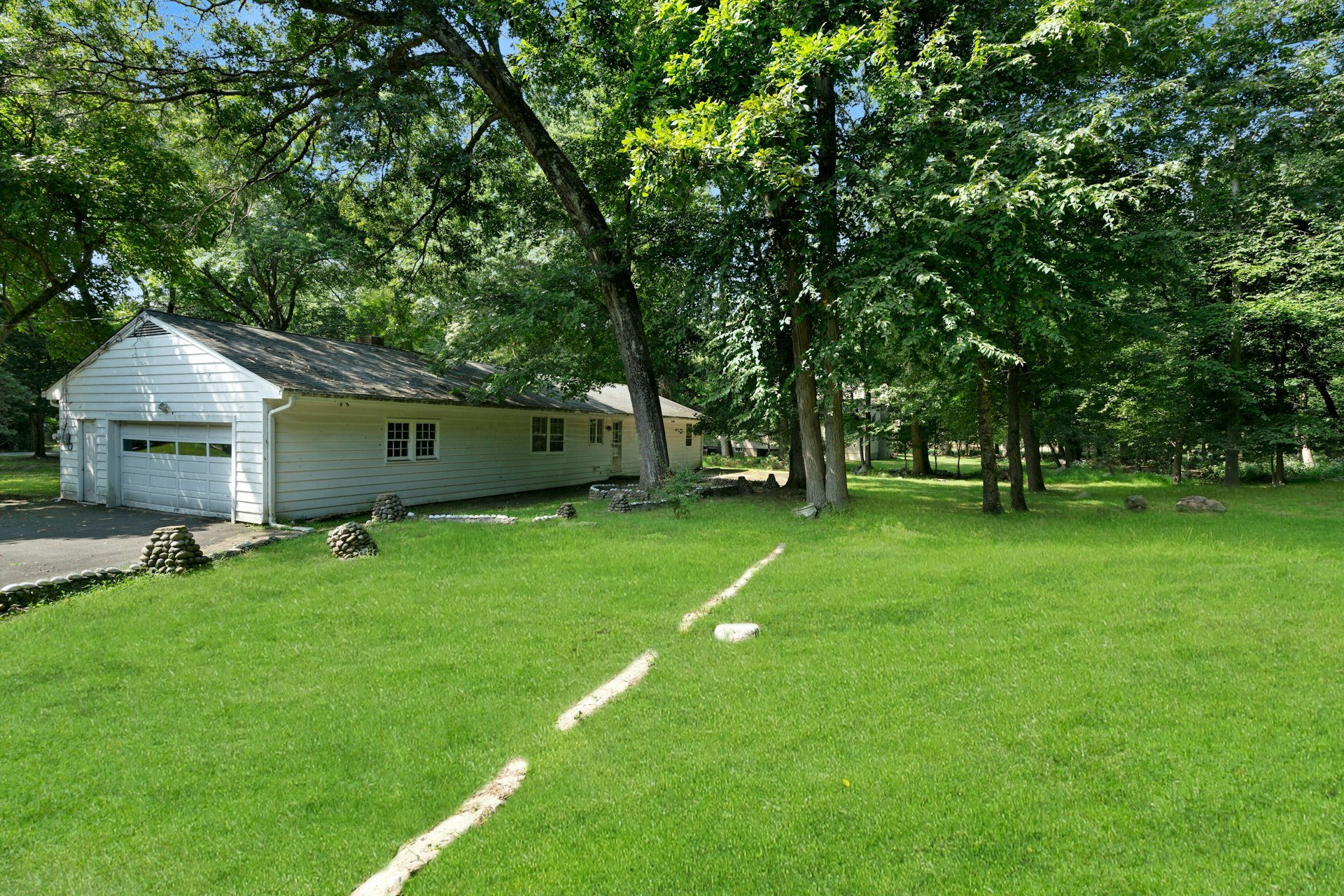 15 Pinehill Drive