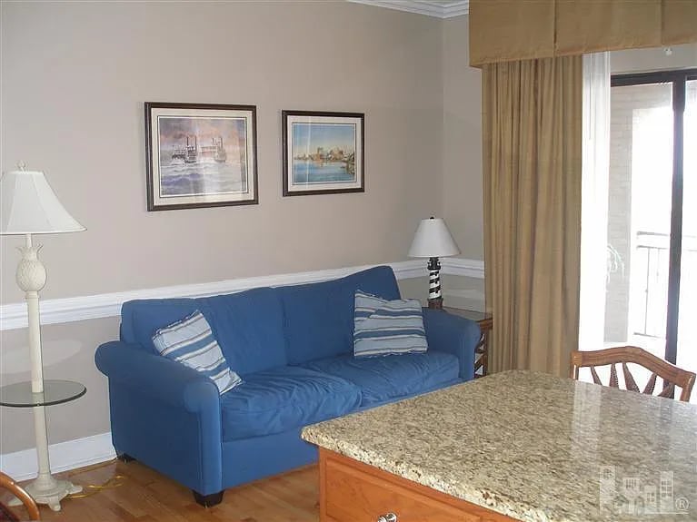 106 N Water St, Ste 906