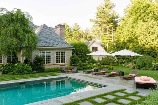 Why Outdoor Living Spaces Are Popular in Atlanta Homes
