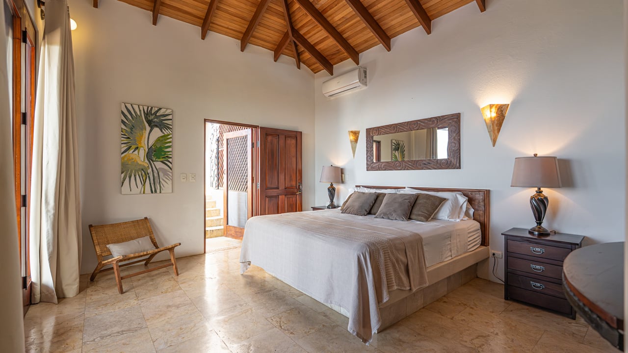 Ocean View Luxury Estate with An Incredible Location in Dominical