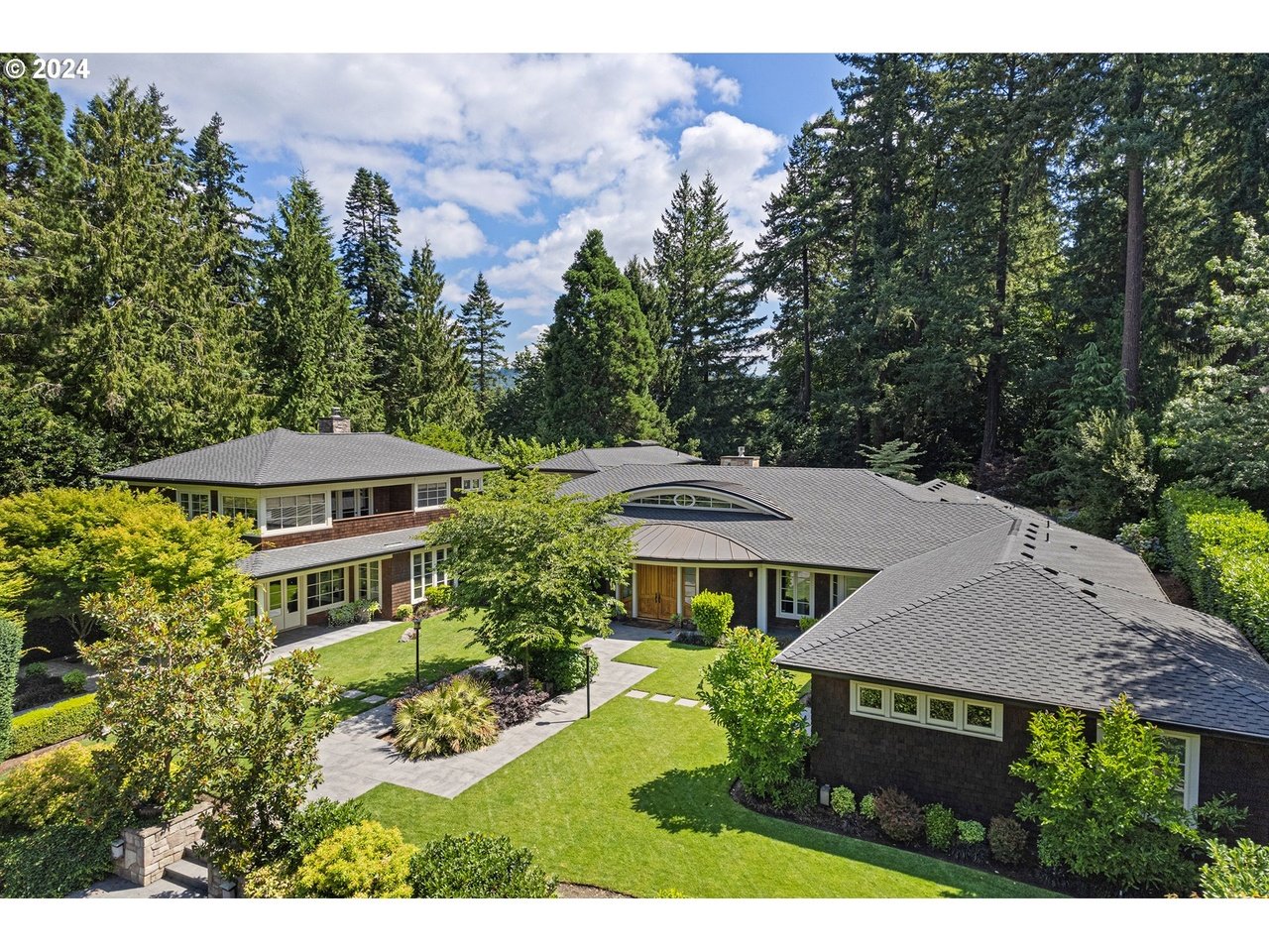 4330 SW Charming Wy