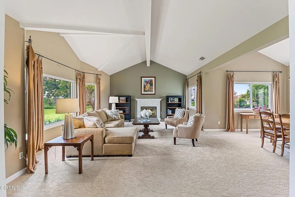 10516 Chippenham Rd, Camarillo, CA 93012  