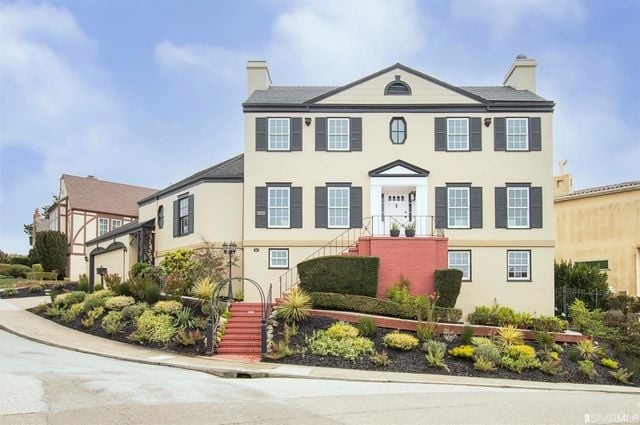 Monterey Heights