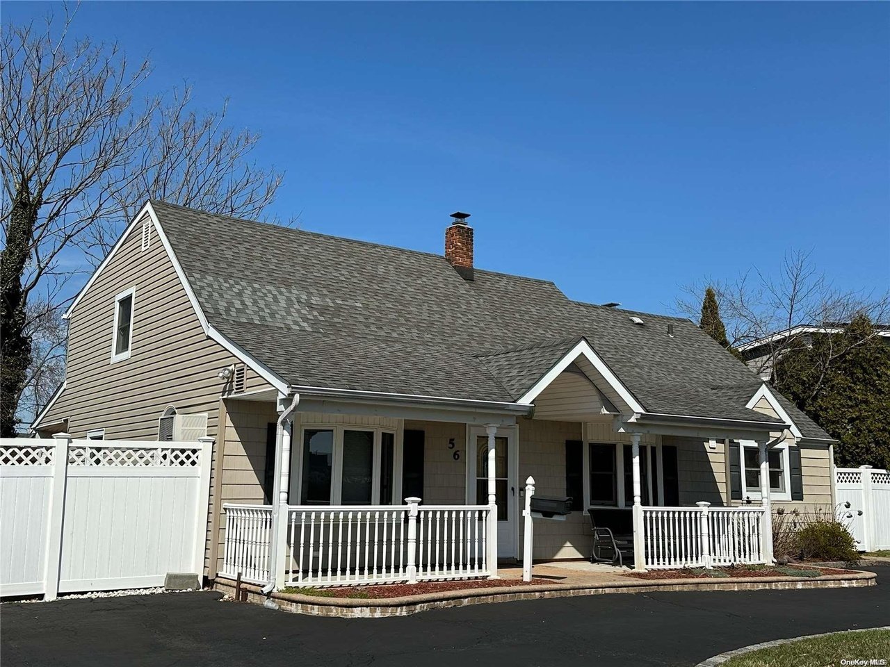 56 Academy Ln