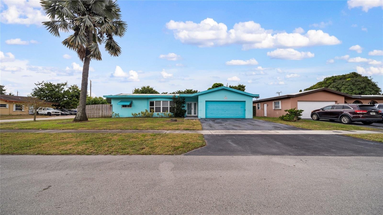 3700 NW 25th St