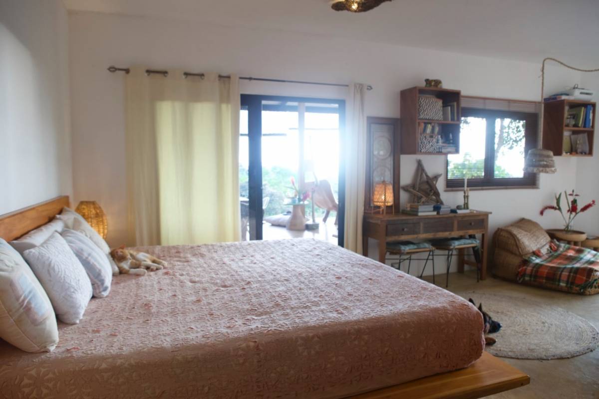 Terra Lodge - Income producing property with two apartments, swimming pool and 1 bedroom home.