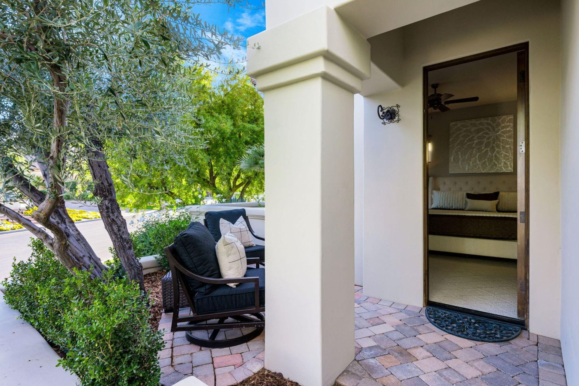 52705 Claret Cove