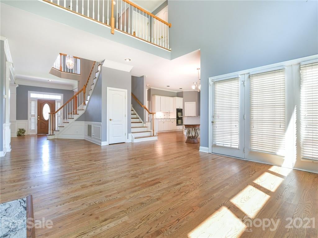 5552 Piper Glen Dr
