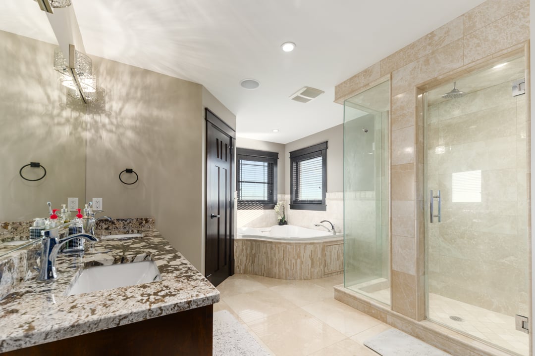 Private Bearspaw Estate Home