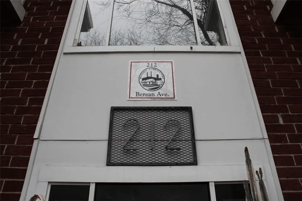 212 Berean Ave SE Apt 1