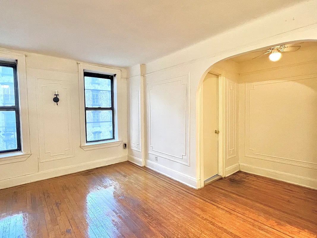 398 East 52nd Street 3B