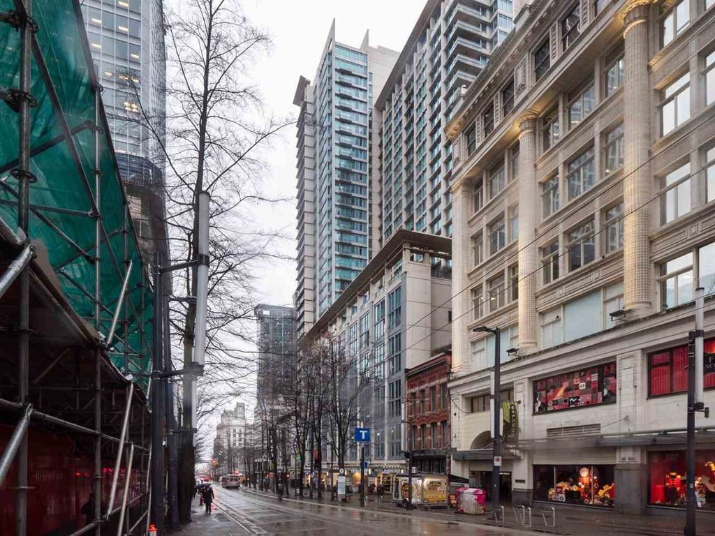 610 Granville St, #1808