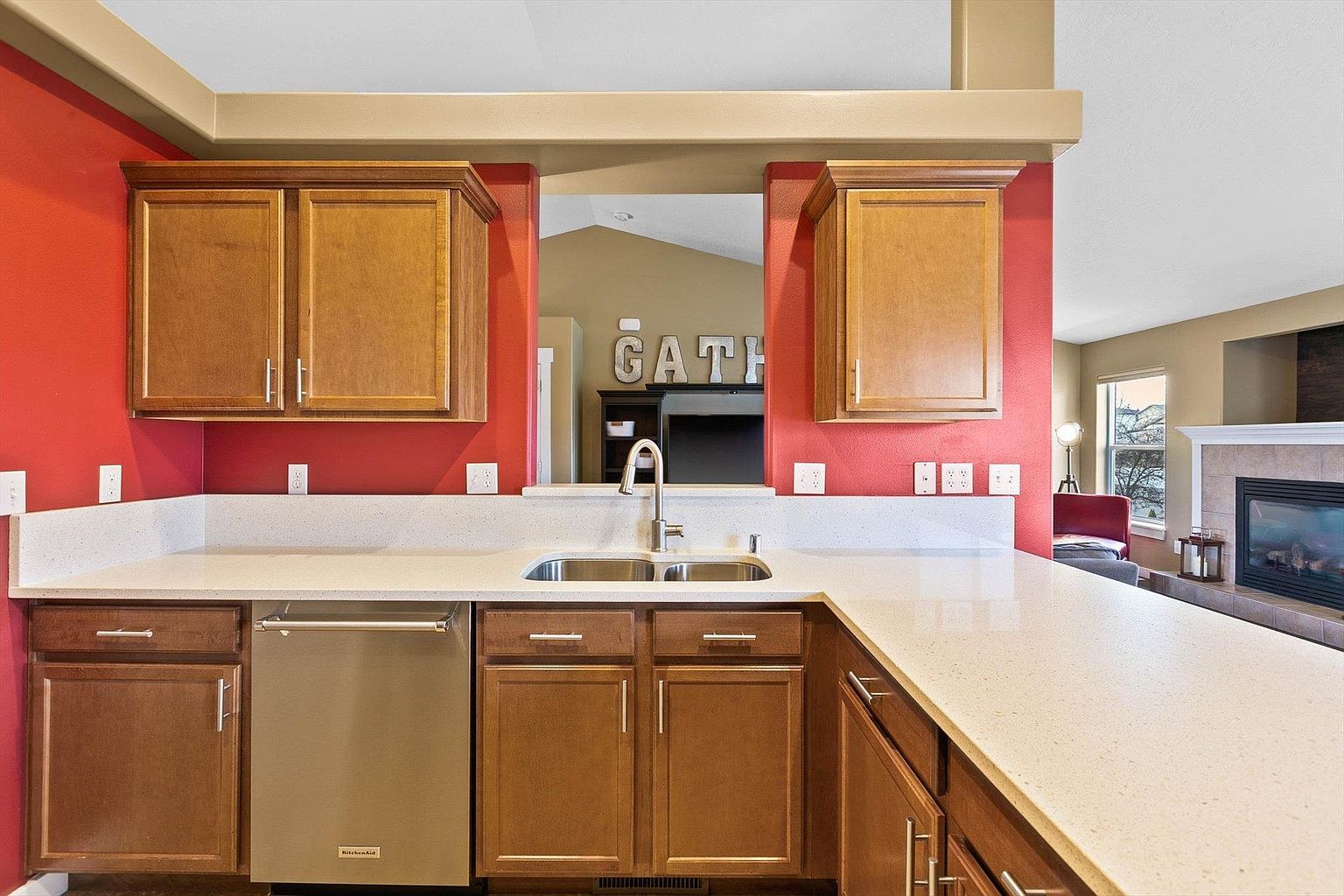 1518 W Carolina Way