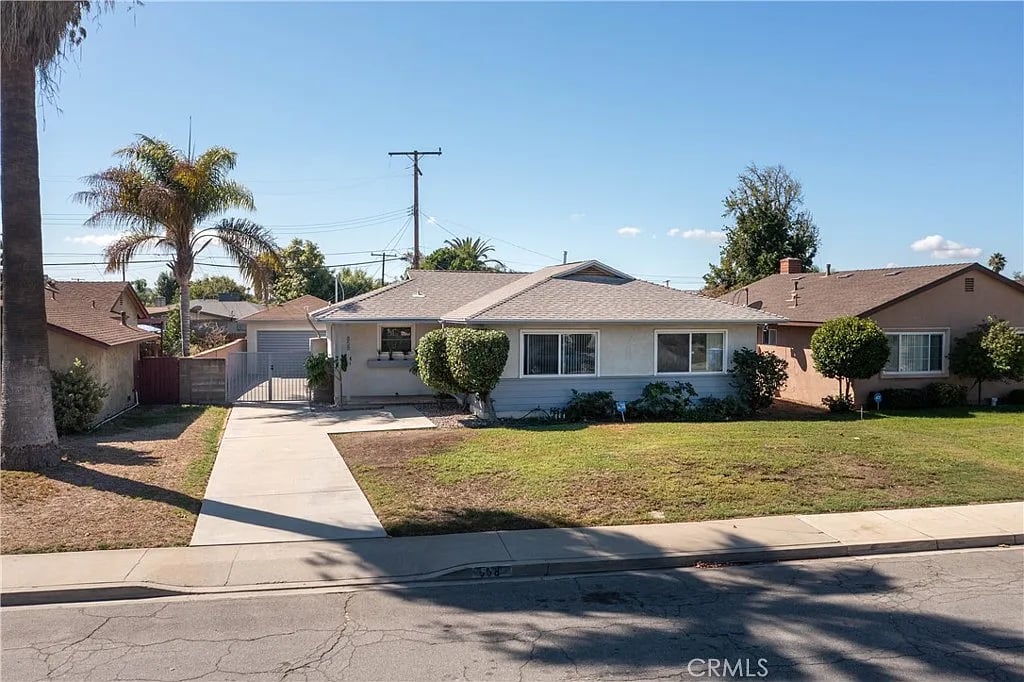 858 E Jefferson Ave