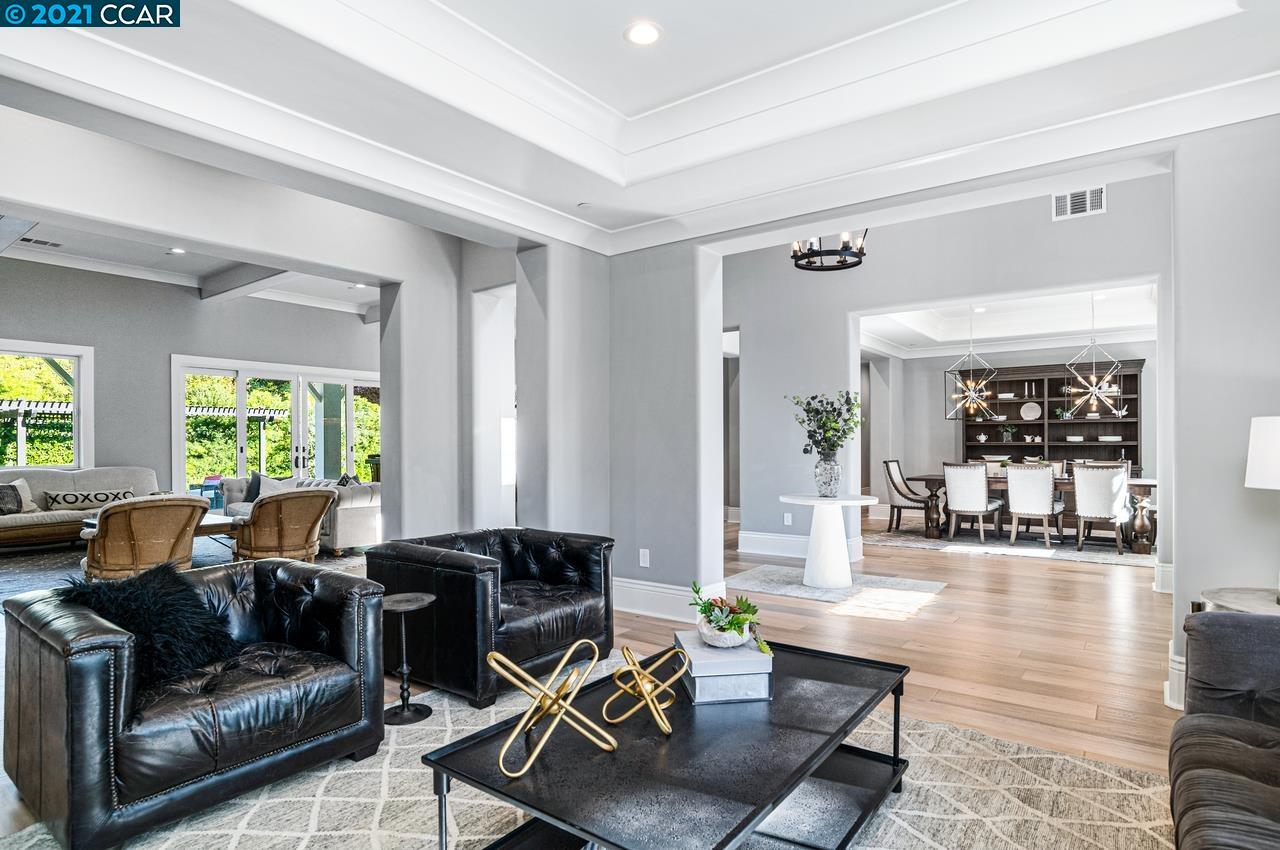 110 Camille Ct