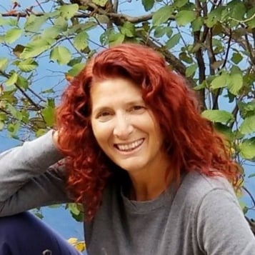 Elizabeth (Lisa) Ekmekjian Tenafly, NJ Real Estate Attorney and General Council Headshot