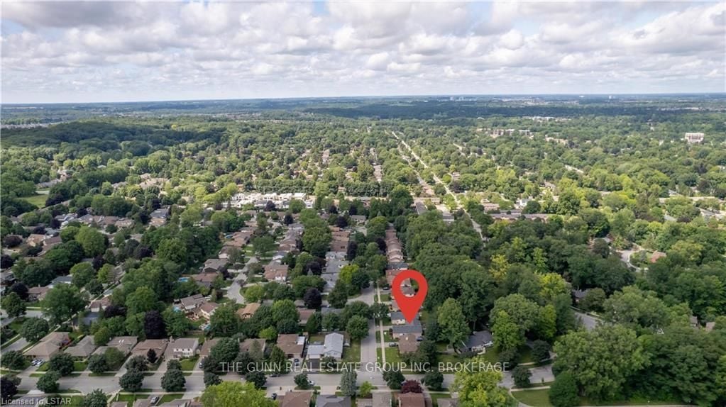 102 Fairlane Rd