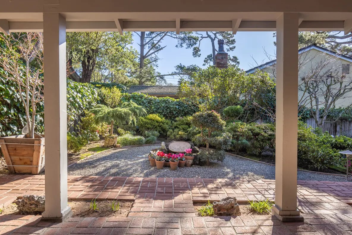 Carmelita Cottage