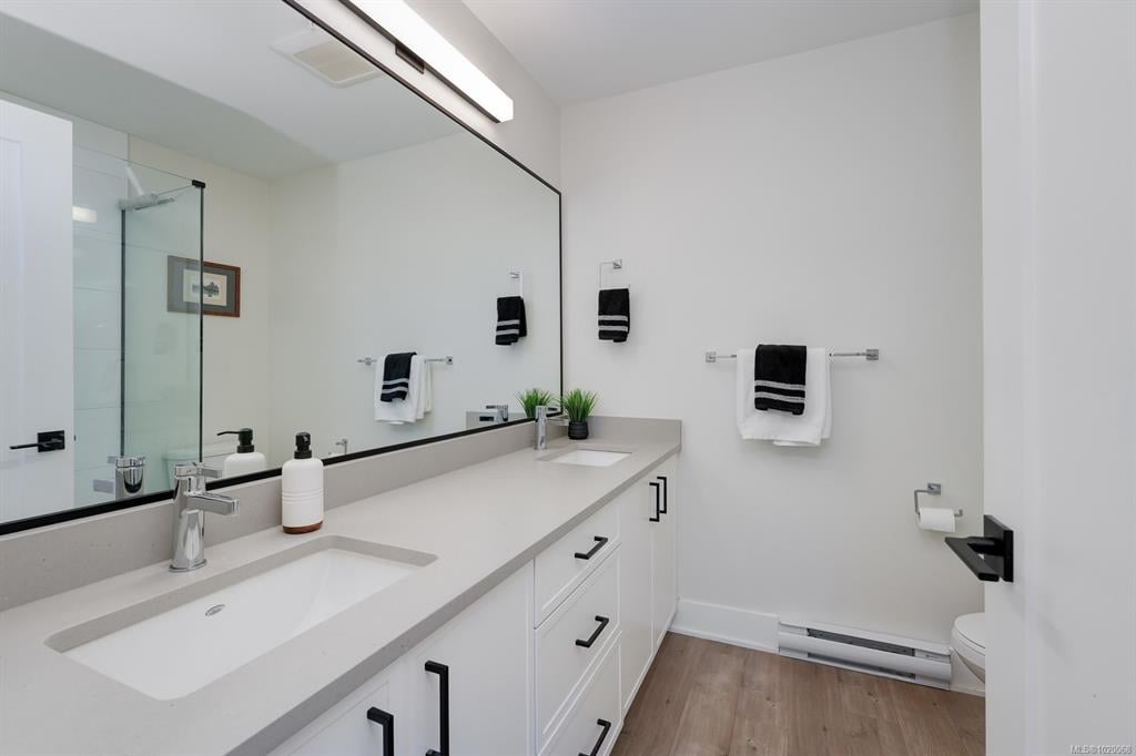 605 - 1361 Goldstream Ave