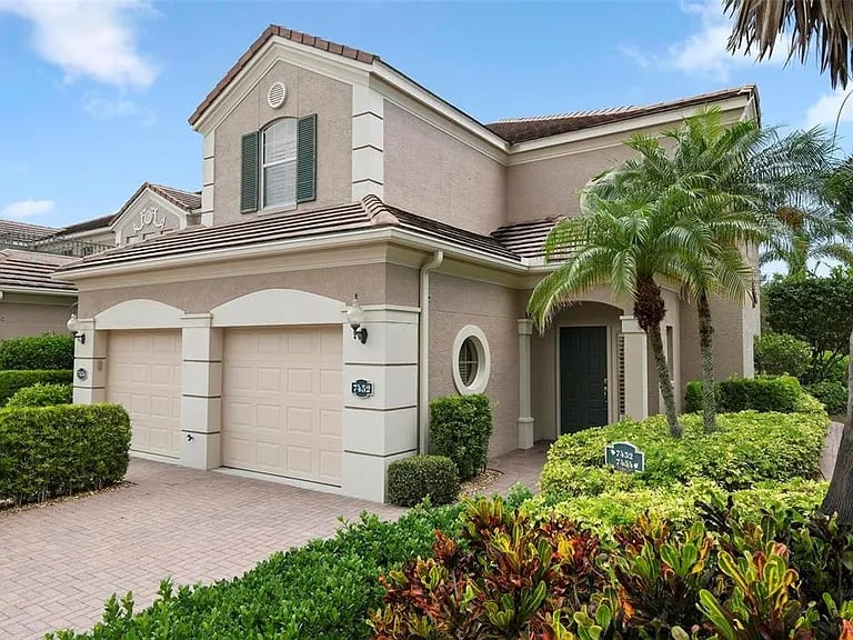 7452 Botanica Pkwy #202