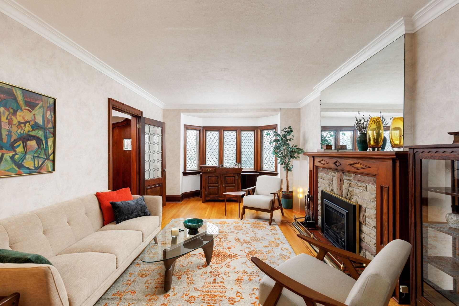 Detached Leaside Family Home