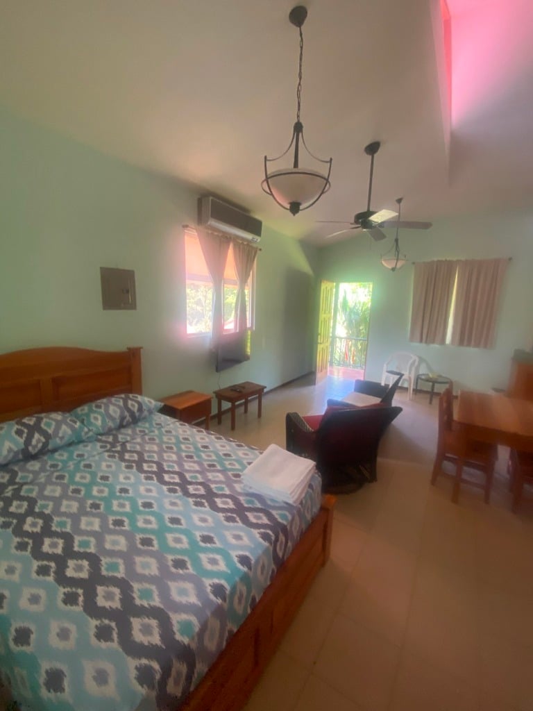 Turnkey Investment Property Near Playa Tortuga – Income-Generating Opportunity in Ojochal