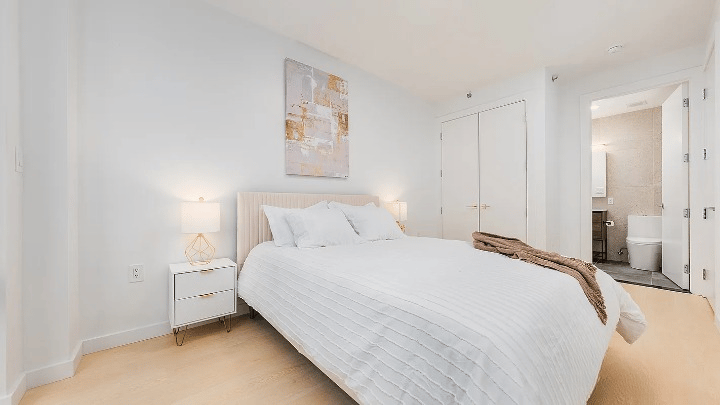 1499 Bedford Avenue 4H