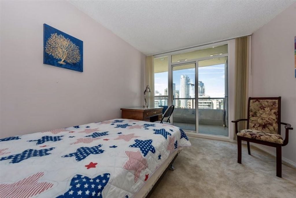 6055 Nelson Ave, #2102