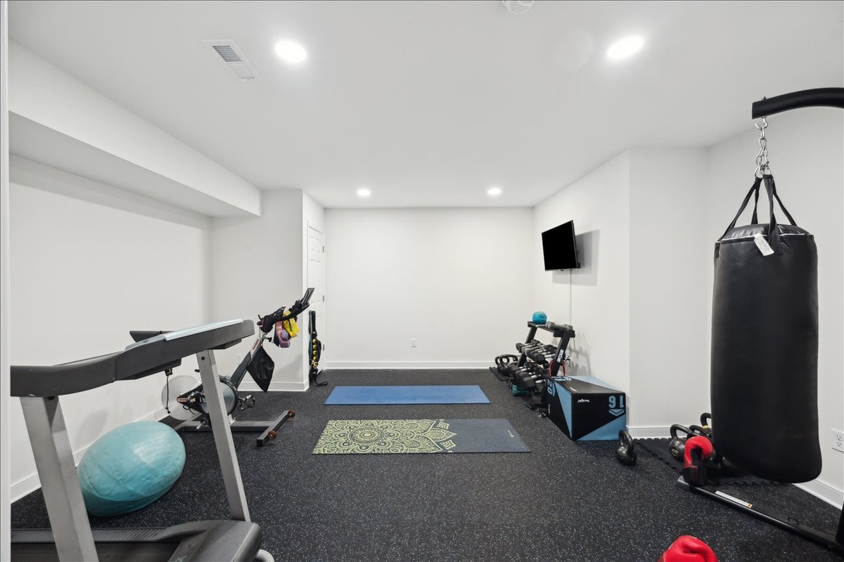 4513 Lake Summer Mews