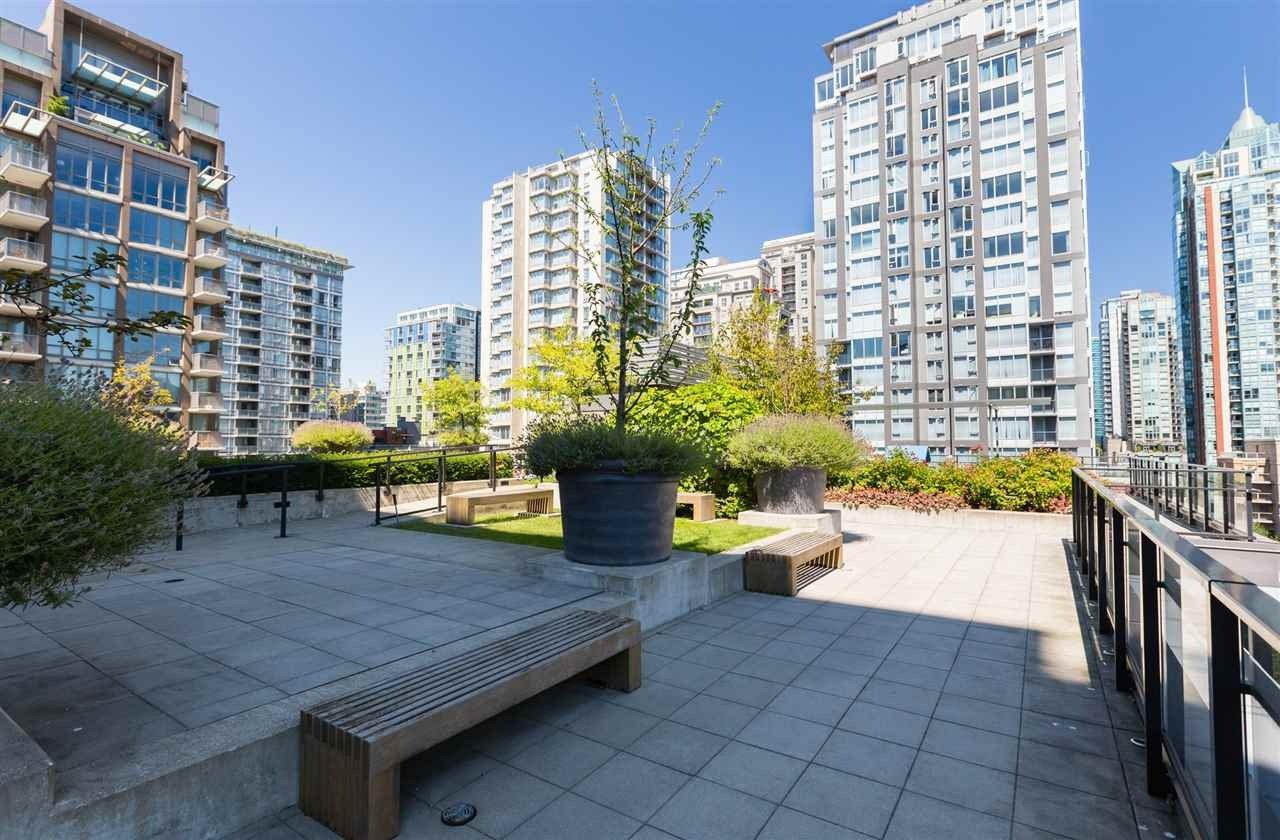 1088 Richards St, #1806