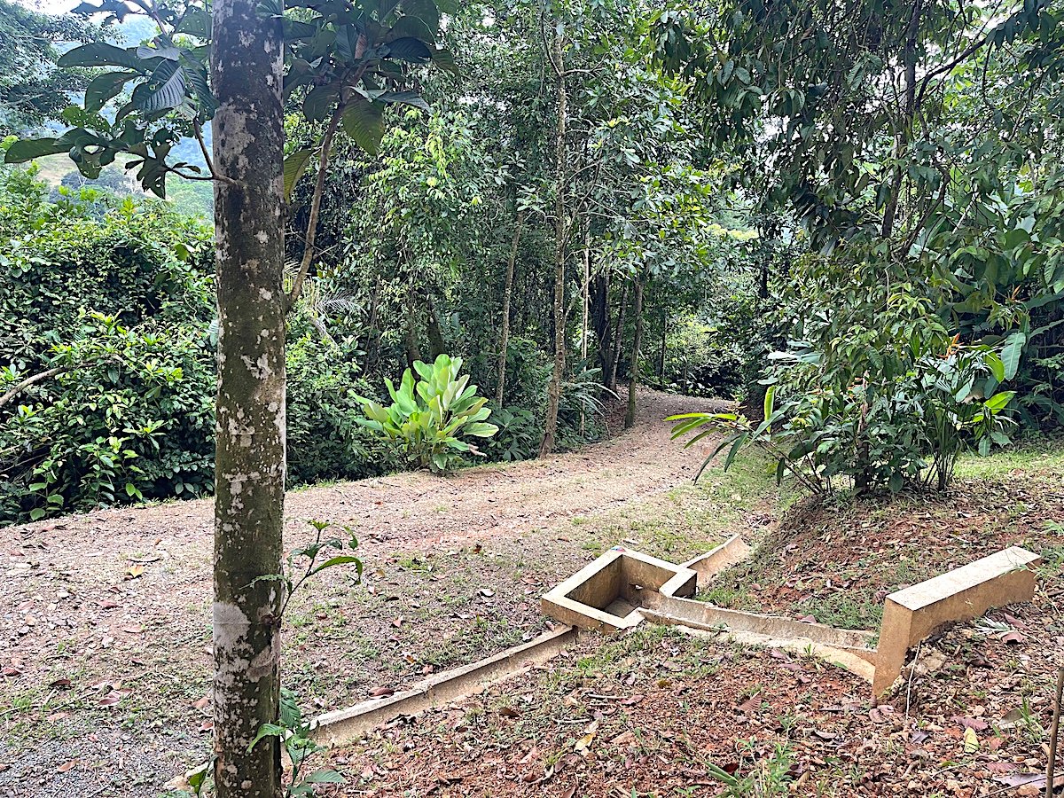 UVITA LAND WITH MULTIPLE BUILDING PADS – 25 ACRES