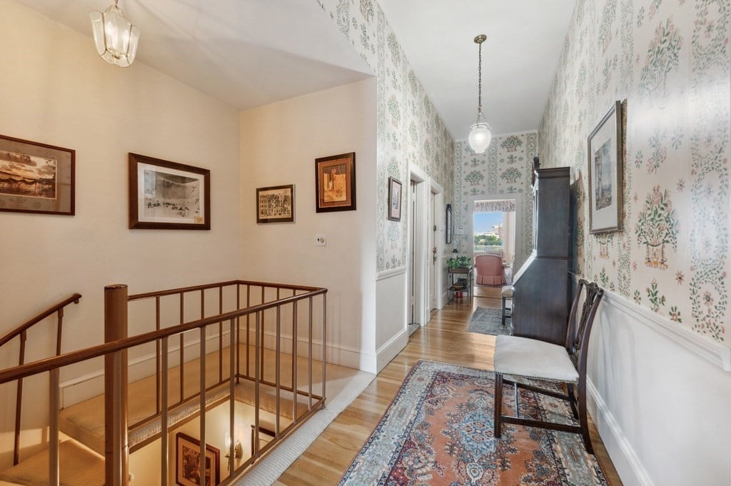 320 Beacon St Unit 3&4