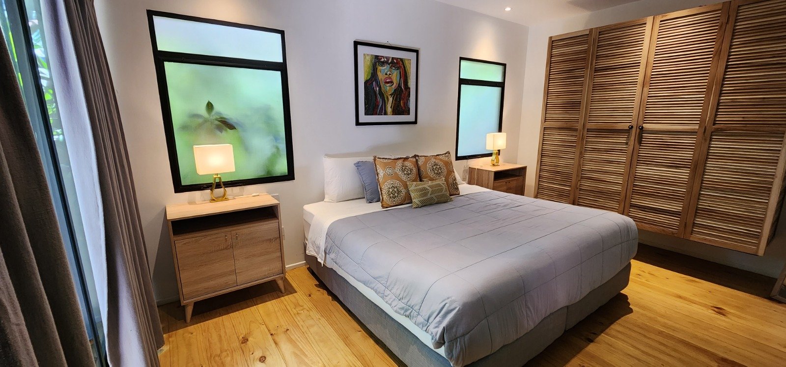 FIRE SALE ! Beautiful hotel in the heart of Ojochal, in Costa Rica’s most desirable areas.