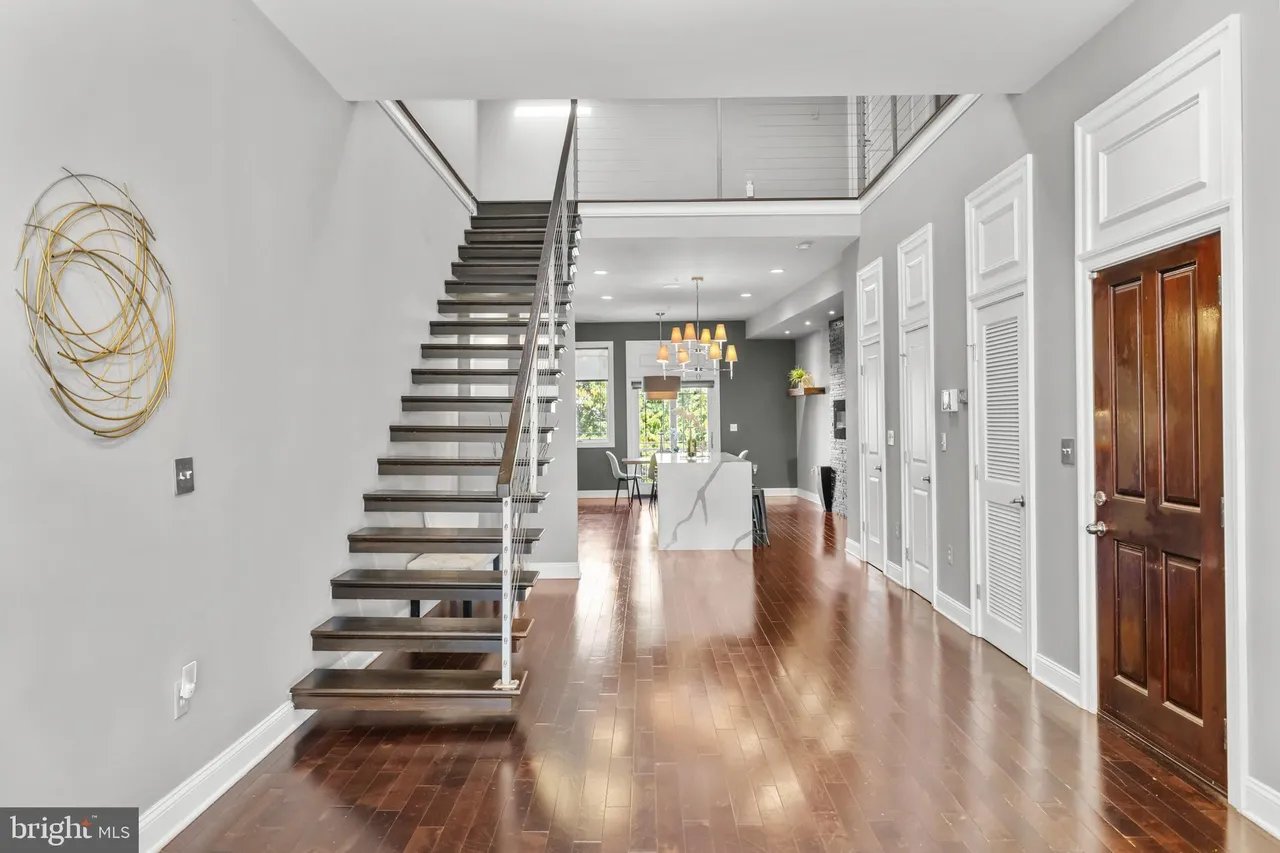 151 V St NW #4