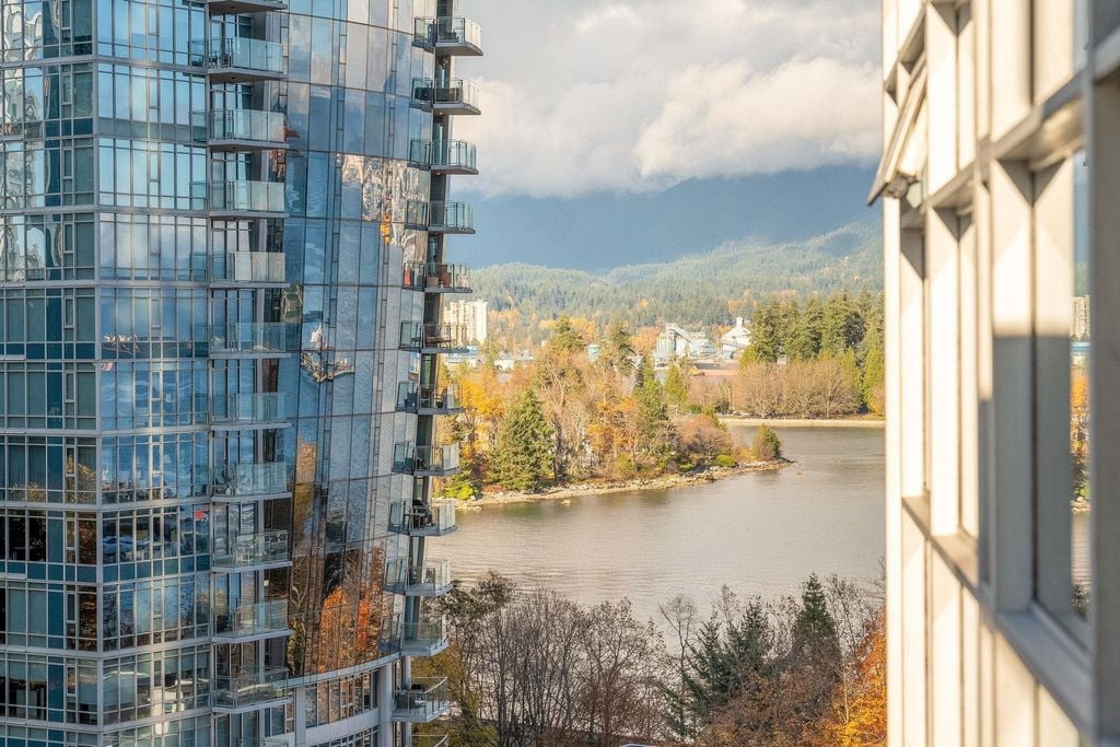 1205 W Hastings St, #1105