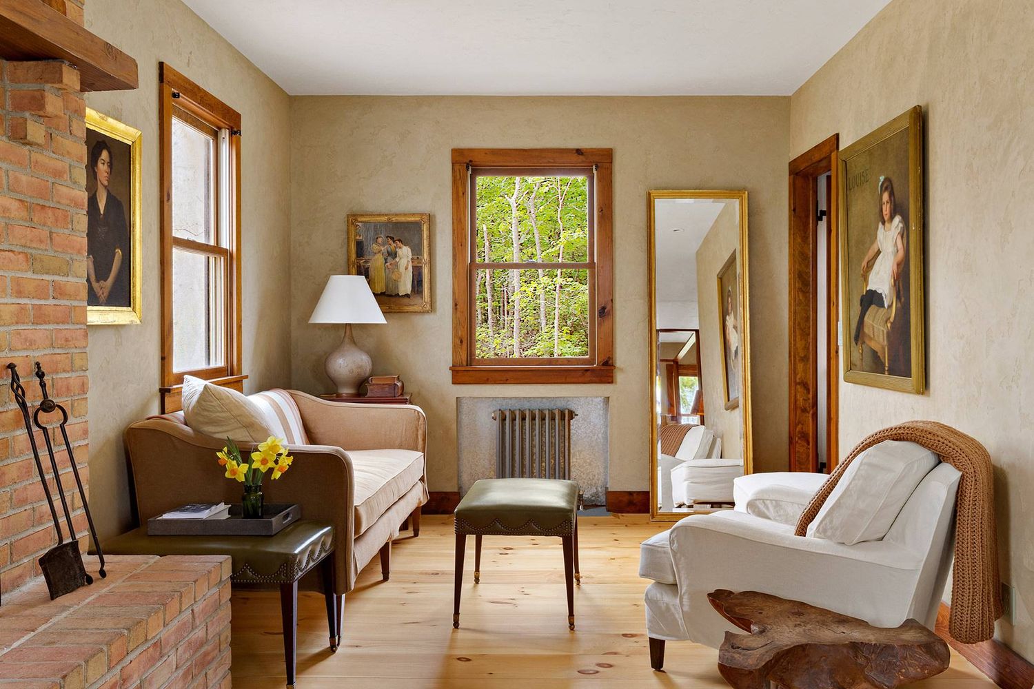 A Modern Craftsman Masterpiece in Sag Harbor's Exclusive North Haven Point