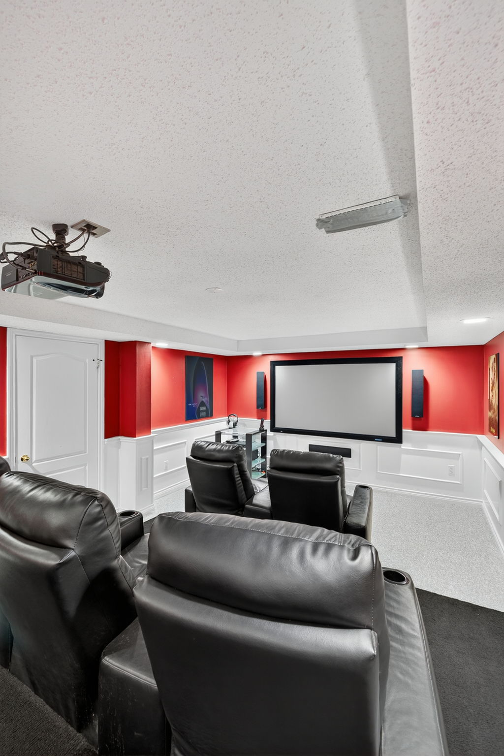 6 Falling Leaf Crt, Aurora