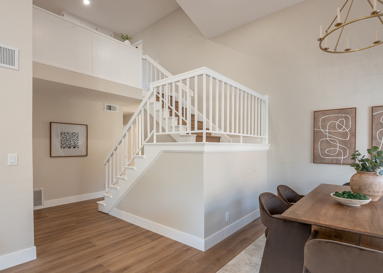 Newly Remodeled. 1 Bed/Bth down, Pioneer Elem!