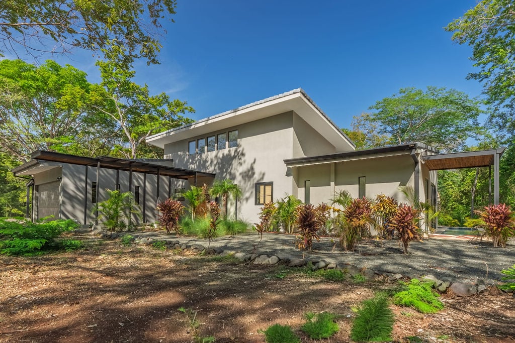 Casa Avalon |  New 4-Bedroom Home on 1.48-Acre Lot – Build 2 More Structures, Just Minutes from the Beach! 