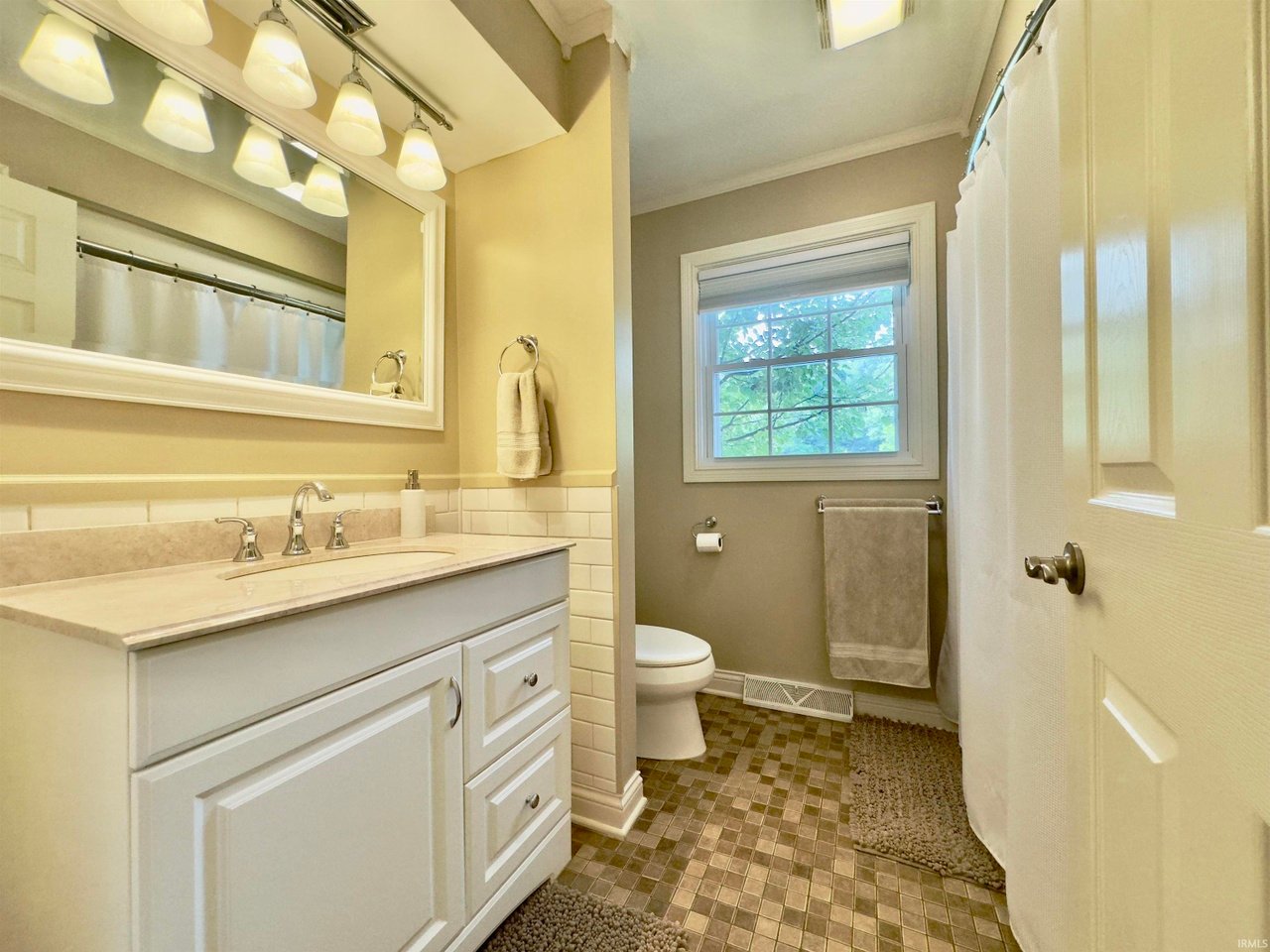 1602 N Brandywine Ct