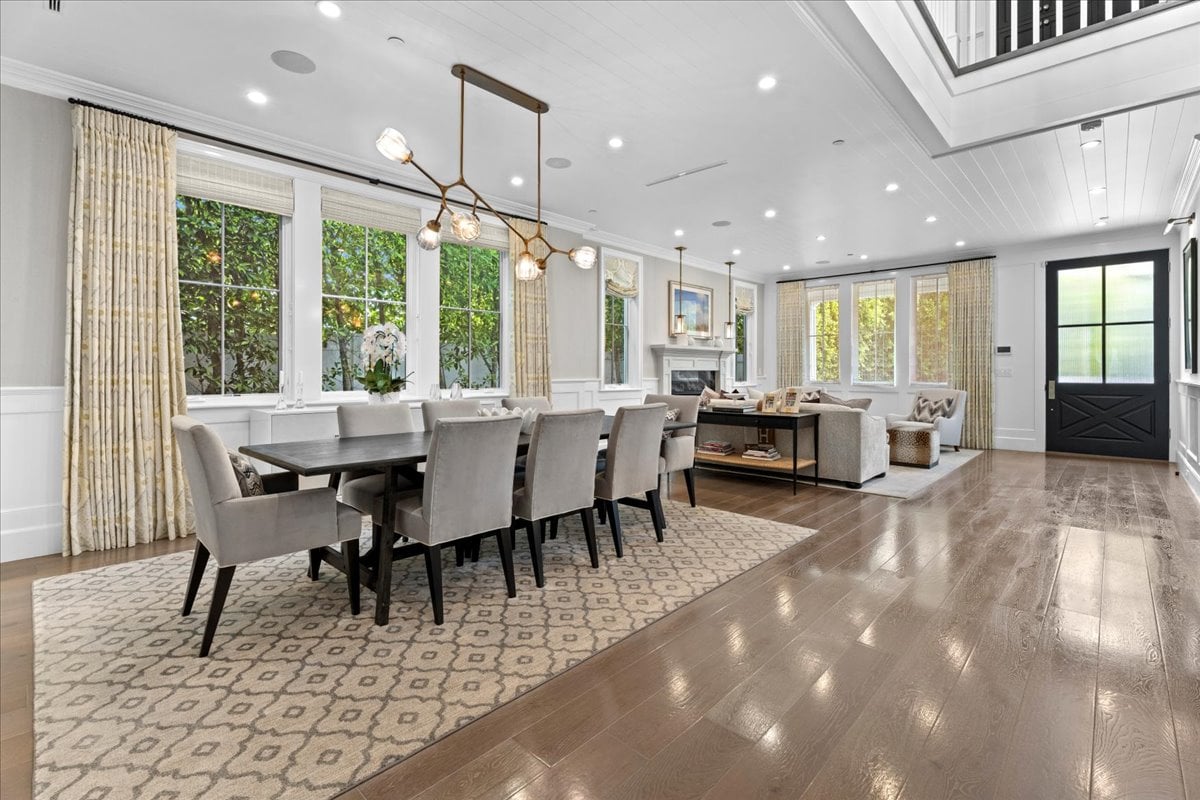 5 ★ 5 En Suite Luxe Stunner in Studio City