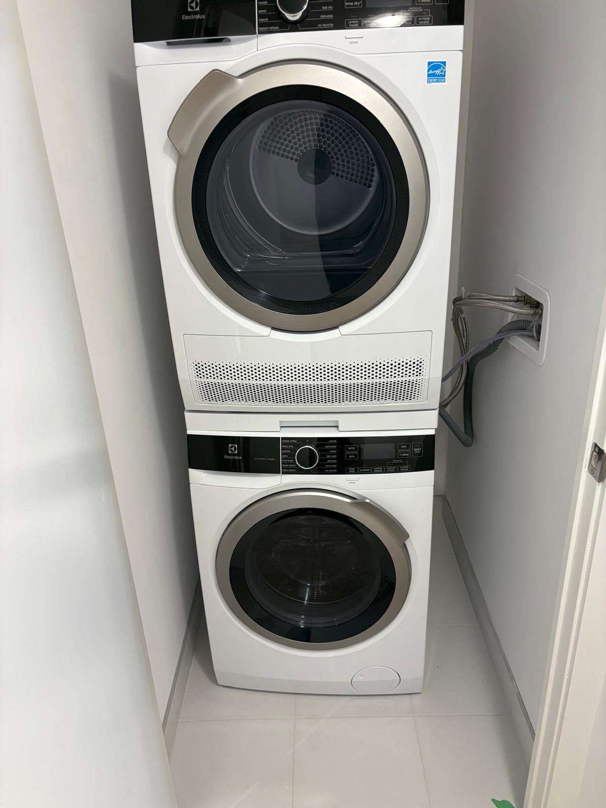 7439 Kingston Road Unit:413A