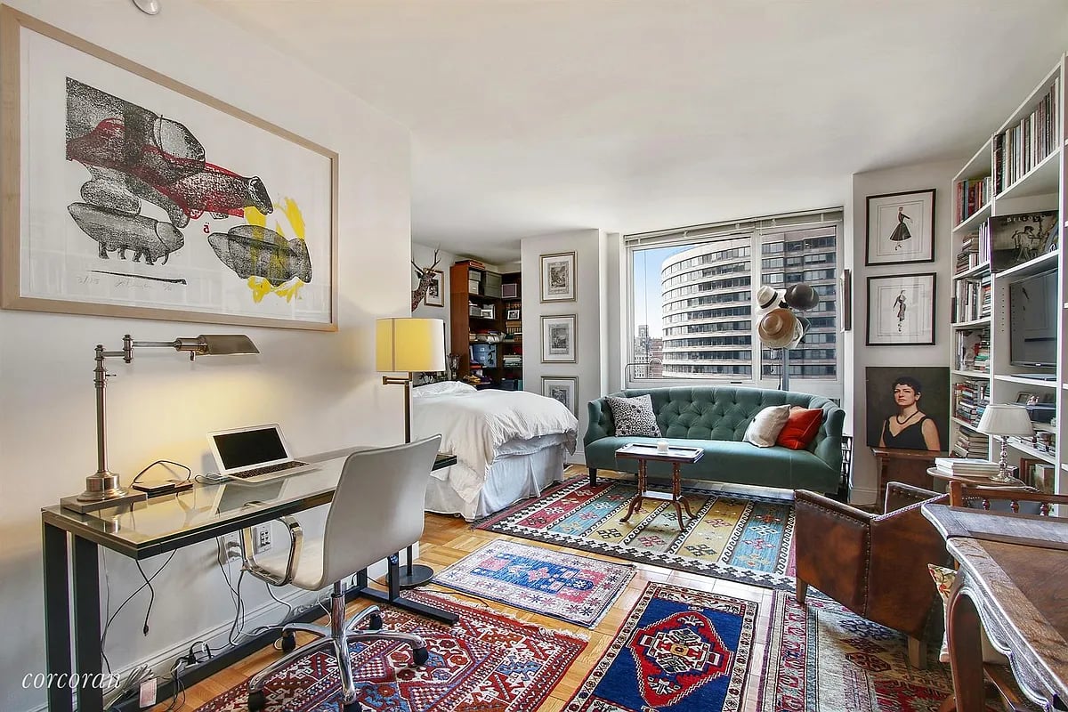 215 East 96th Street Unit: 25K