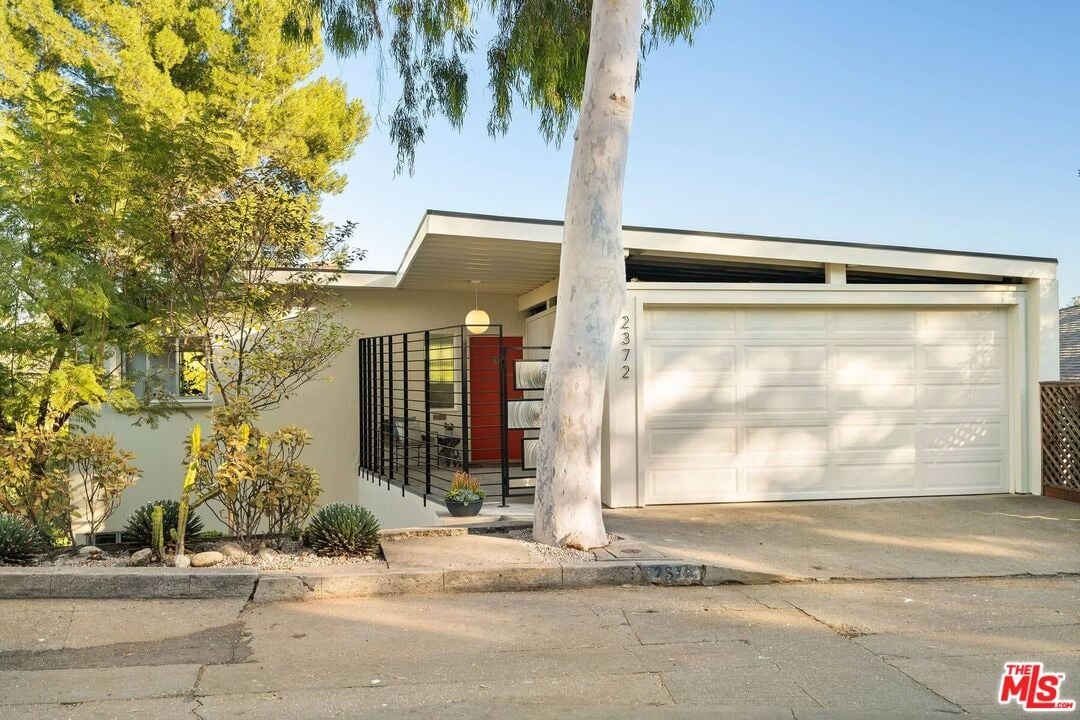 Silver Lake Mid Century
